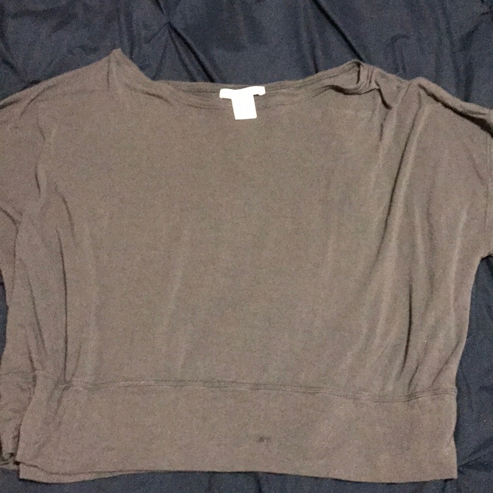 ❣️REDUCED❣️Gray Off Shoulder Top Charolette Russe